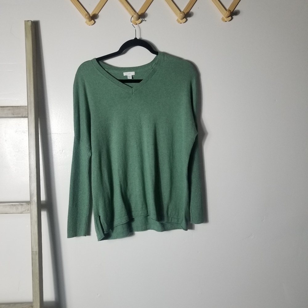 J JILL WOMEN'S V-NECK GREEN SWEATER SIZE XS